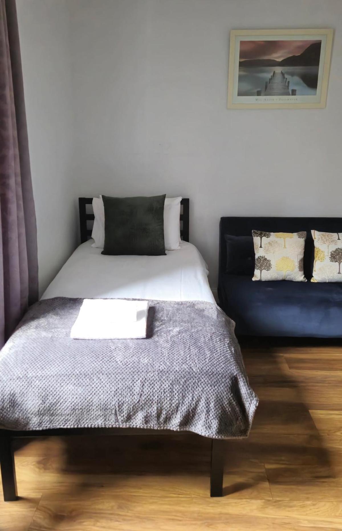 Montgomery Central Apartment Edinburgh Bagian luar foto
