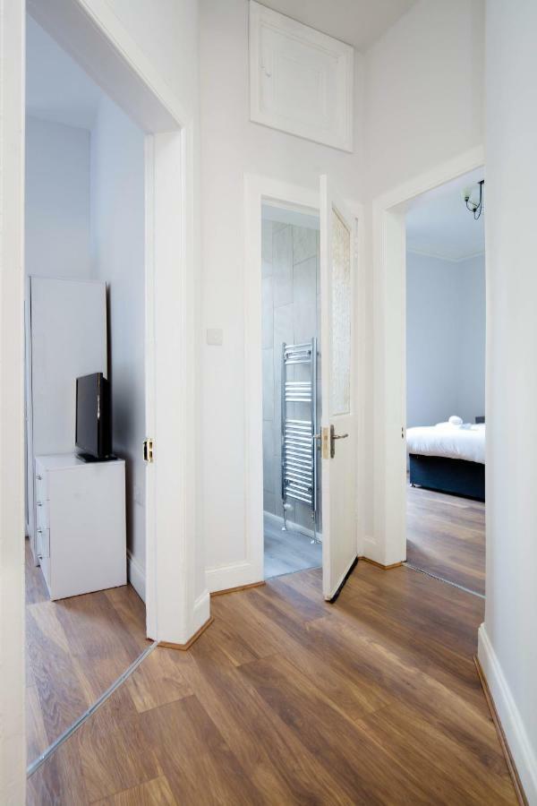 Montgomery Central Apartment Edinburgh Bagian luar foto